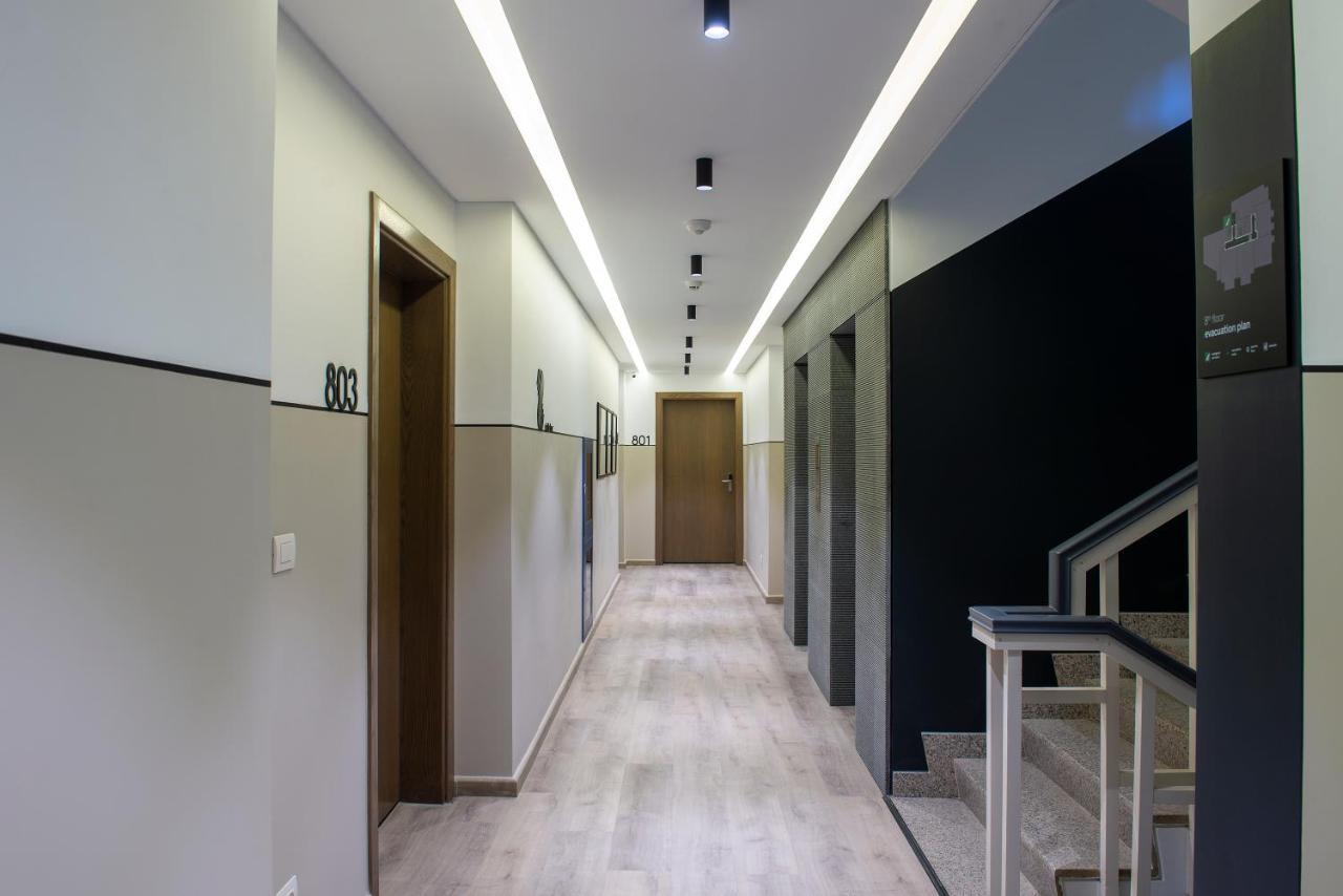 Zur Studios And Suites Beiroet Buitenkant foto
