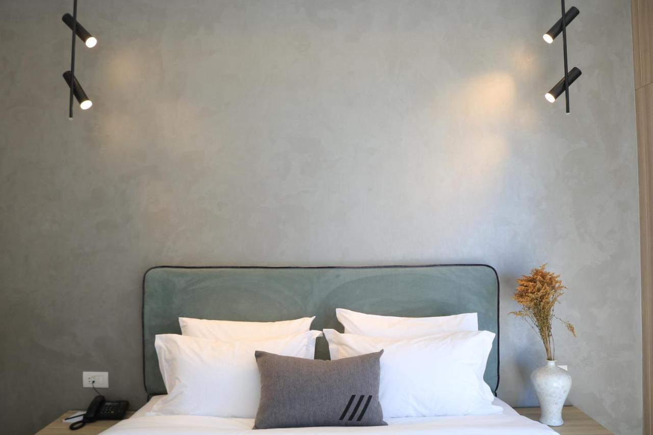 Zur Studios And Suites Beiroet Buitenkant foto